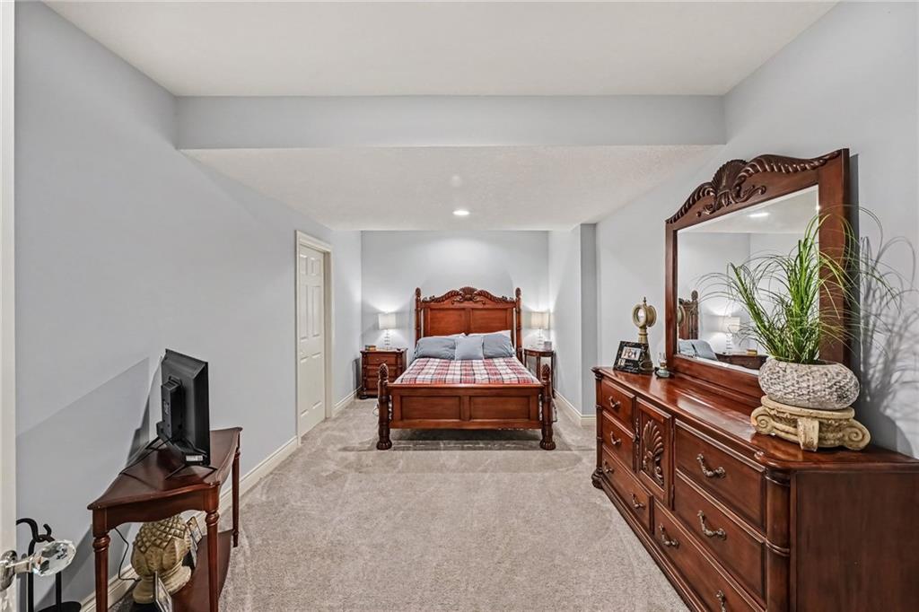 13810 Grove Avenue Property Photo 30