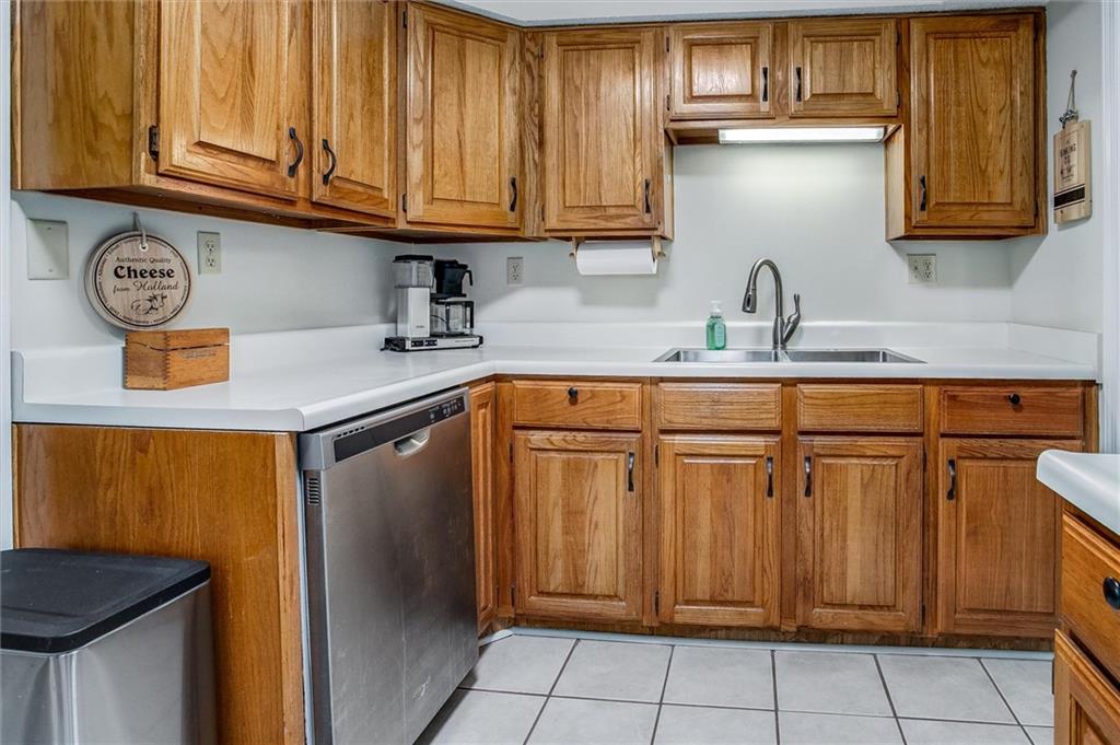 4003 S Chrysler Avenue Property Photo 11