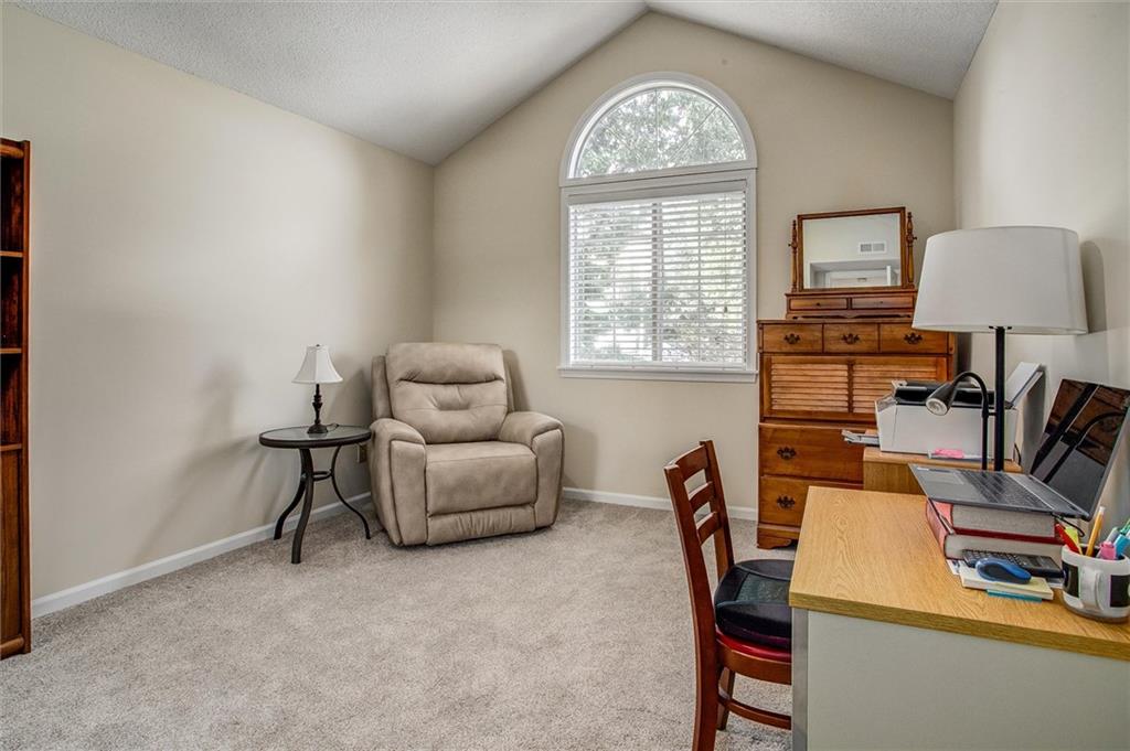 4003 S Chrysler Avenue Property Photo 15