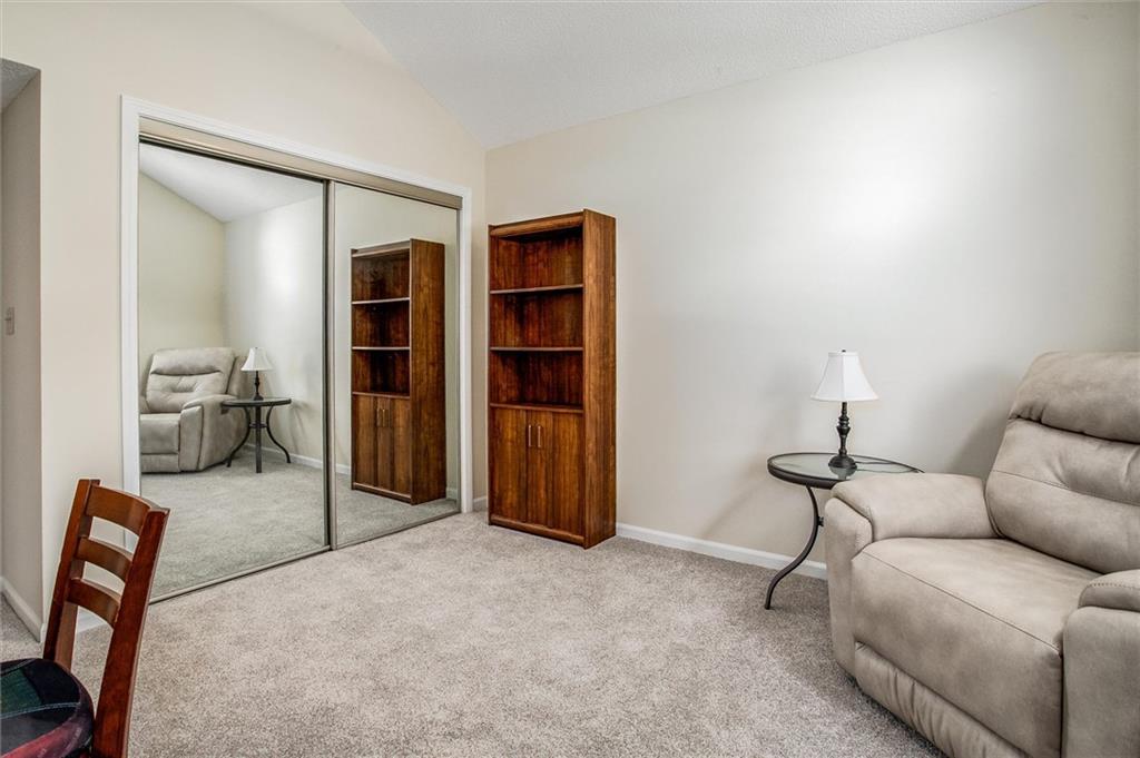 4003 S Chrysler Avenue Property Photo 16