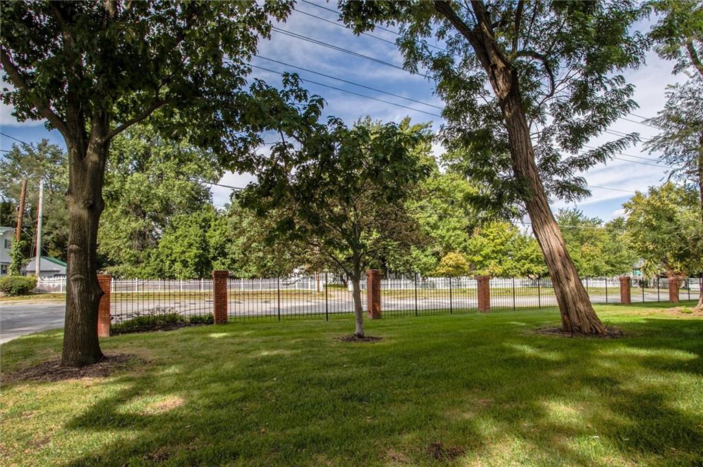4003 S Chrysler Avenue Property Photo 21