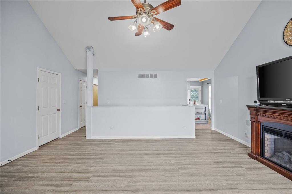 3503 Easy Street Property Photo 10