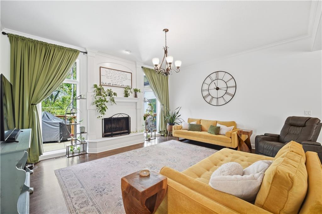 16024 Meadow Lane Property Photo 8
