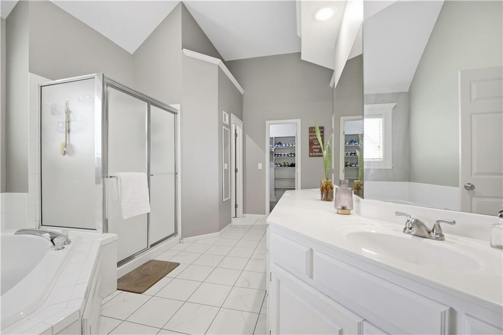 16024 Meadow Lane Property Photo 24