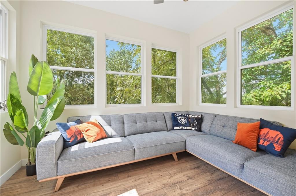 16024 Meadow Lane Property Photo 28
