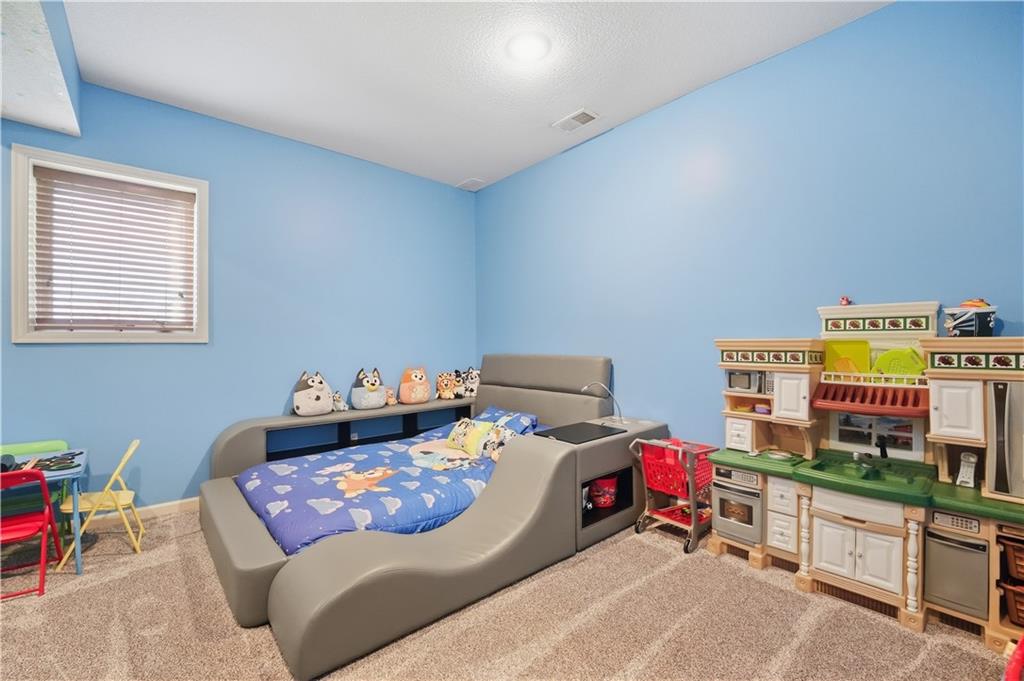16024 Meadow Lane Property Photo 31