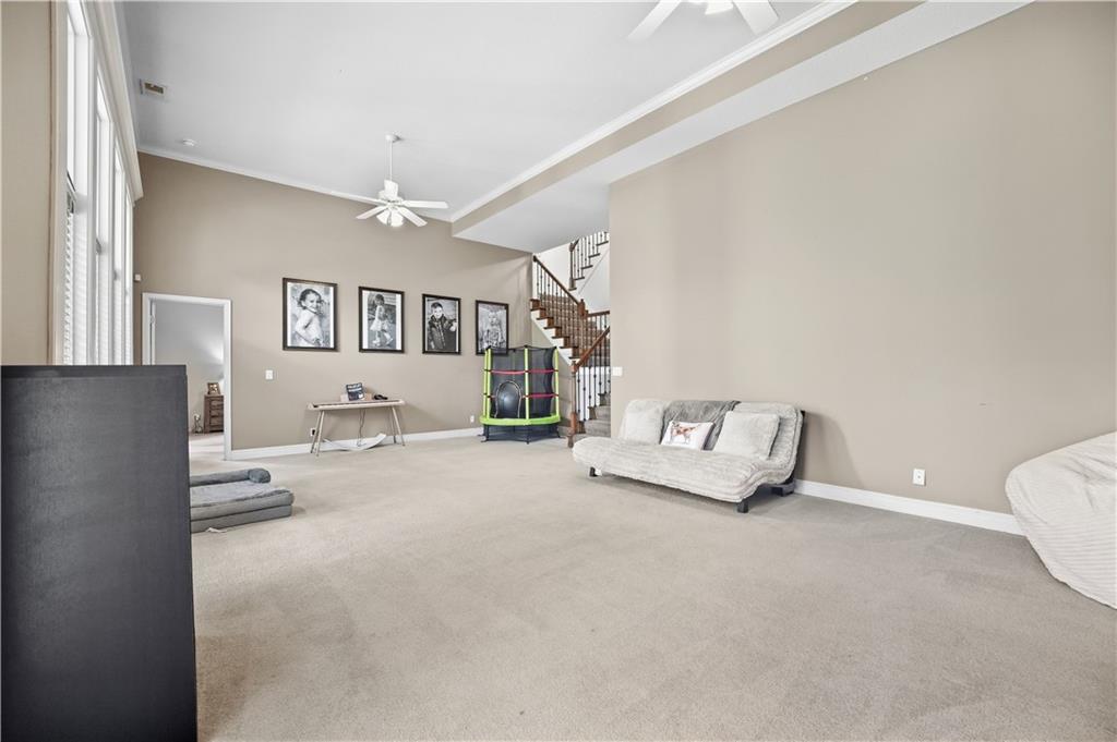 16024 Meadow Lane Property Photo 37