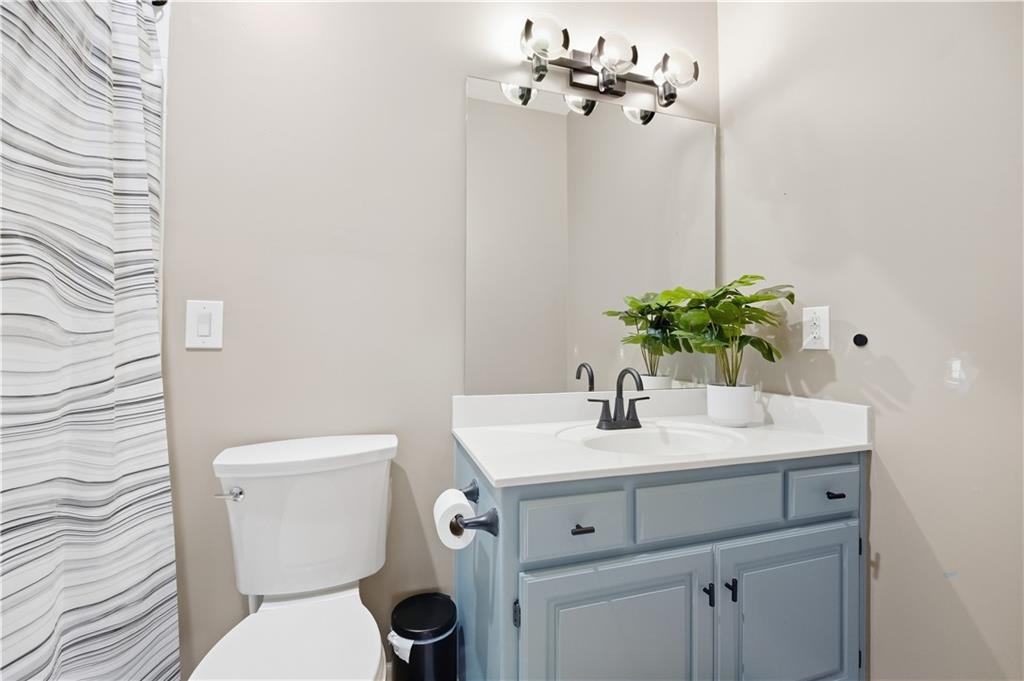 16024 Meadow Lane Property Photo 45