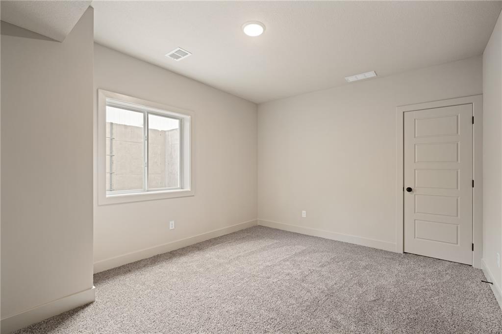 2328 W Wabash Street Property Photo 7