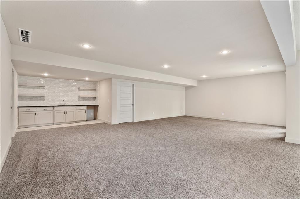 2328 W Wabash Street Property Photo 20