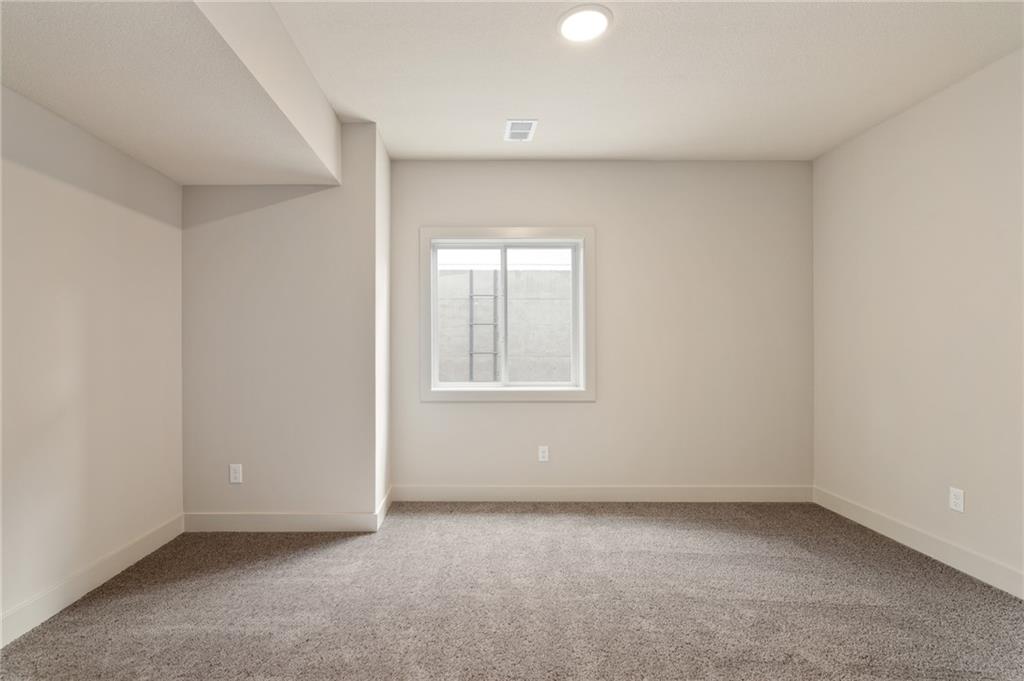 2328 W Wabash Street Property Photo 28