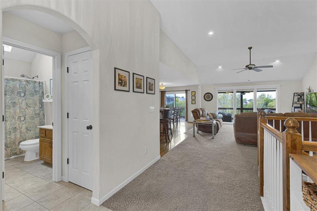 508 S 137th Street Property Photo 5