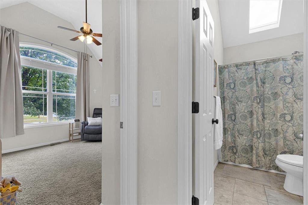 508 S 137th Street Property Photo 7