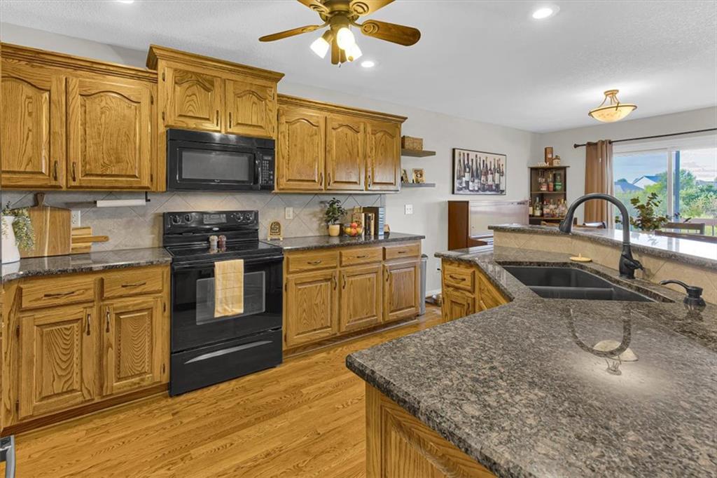 508 S 137th Street Property Photo 26