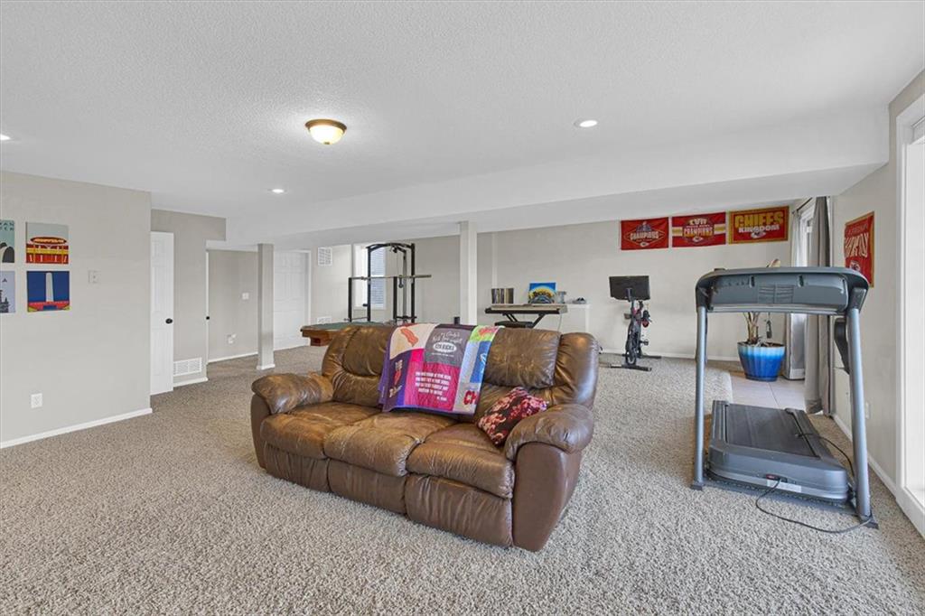 508 S 137th Street Property Photo 35