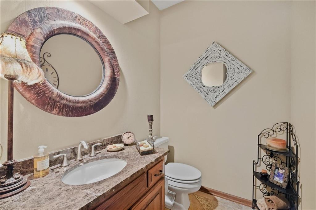 11118 W 121 Street Property Photo 16
