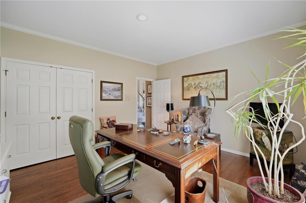 11118 W 121 Street Property Photo 18
