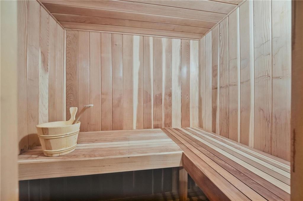 11118 W 121 Street Property Photo 34