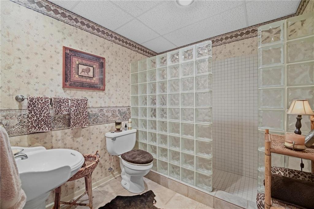11118 W 121 Street Property Photo 37