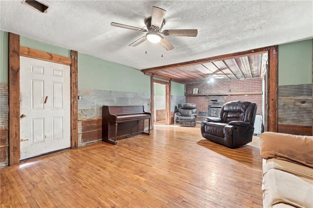 1455 205th Street Property Photo 7