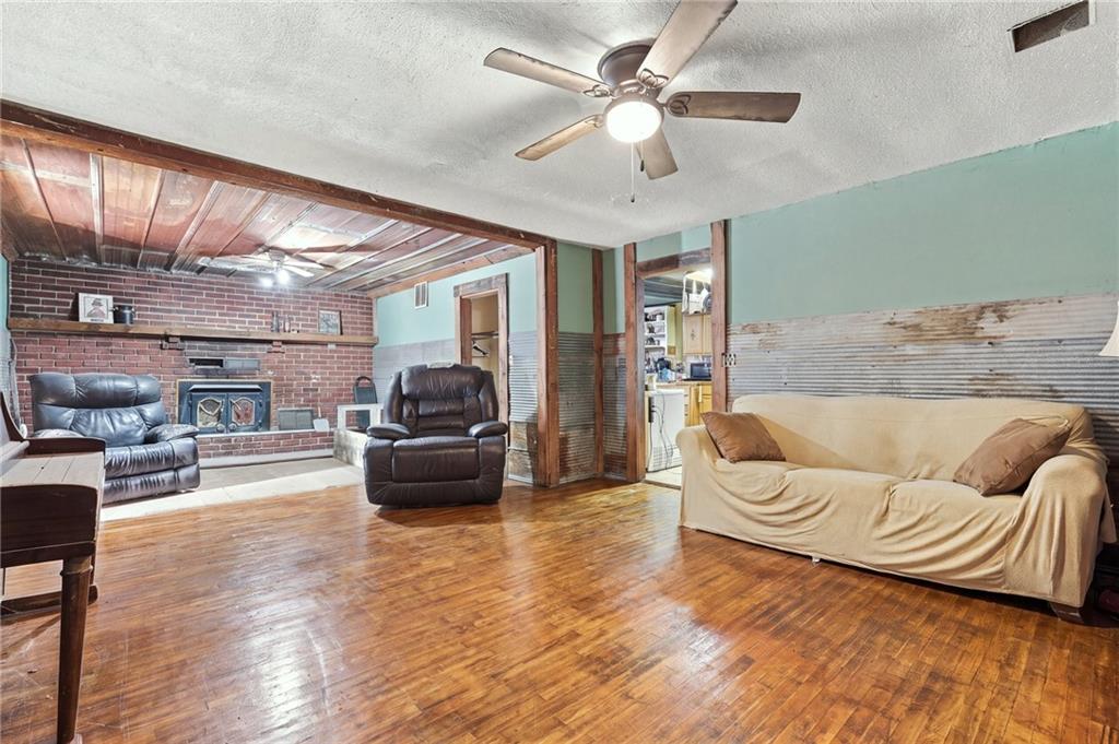 1455 205th Street Property Photo 9