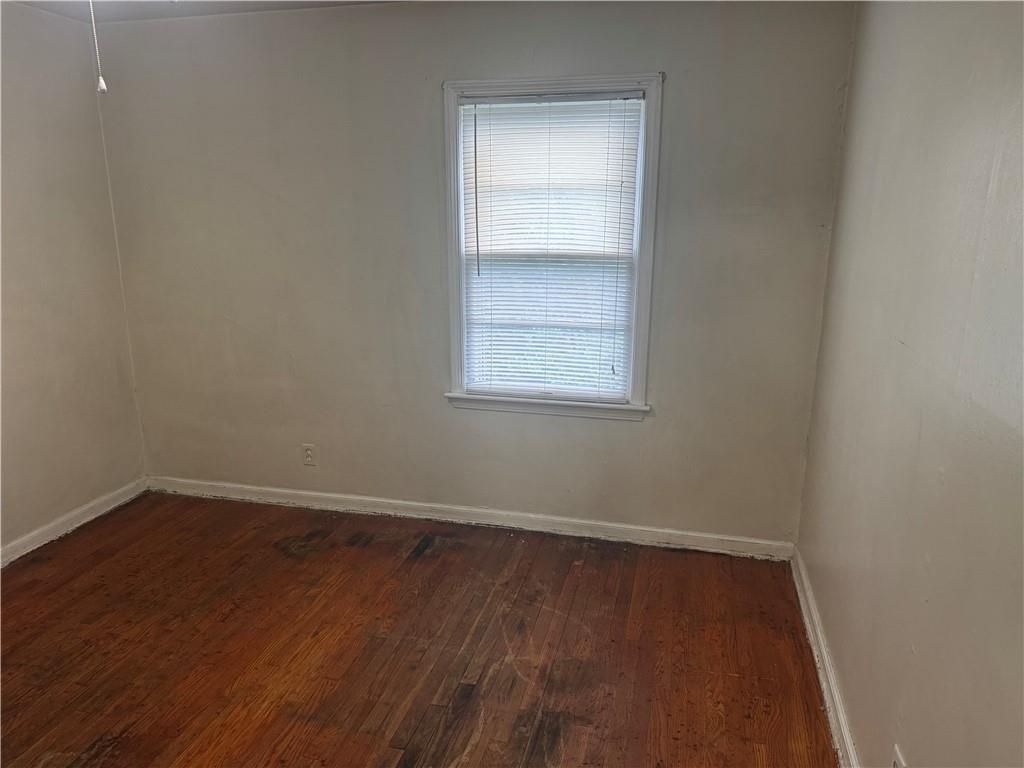 9708 E 67th Terrace Property Photo 11