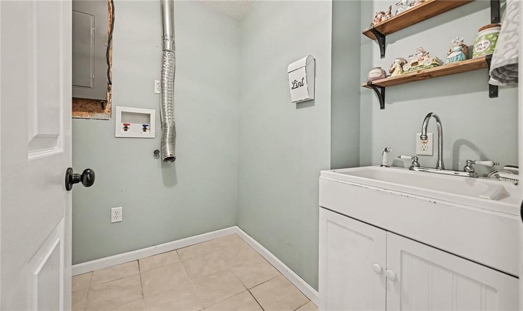 2723 Mansfield Road Property Photo 23