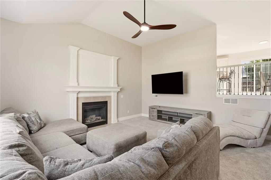 2116 Bradford Place Property Photo 4