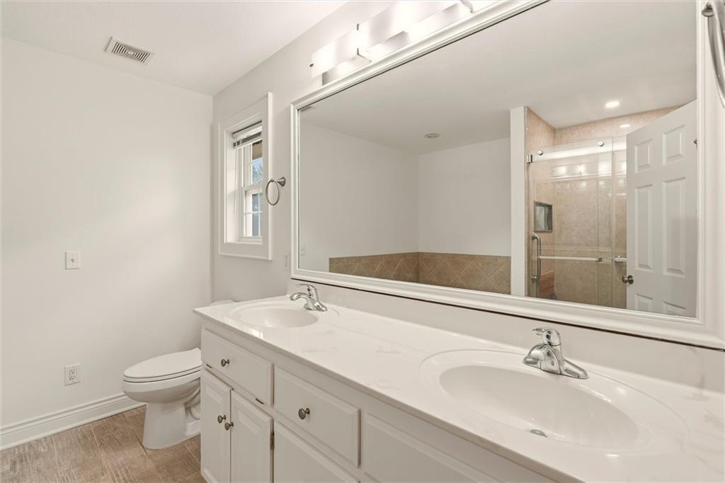 2116 Bradford Place Property Photo 15