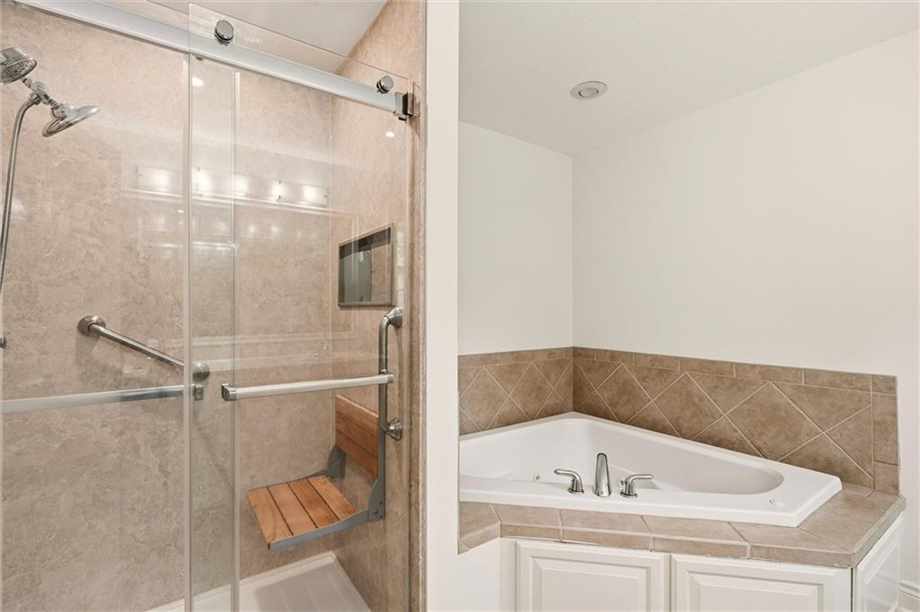 2116 Bradford Place Property Photo 16