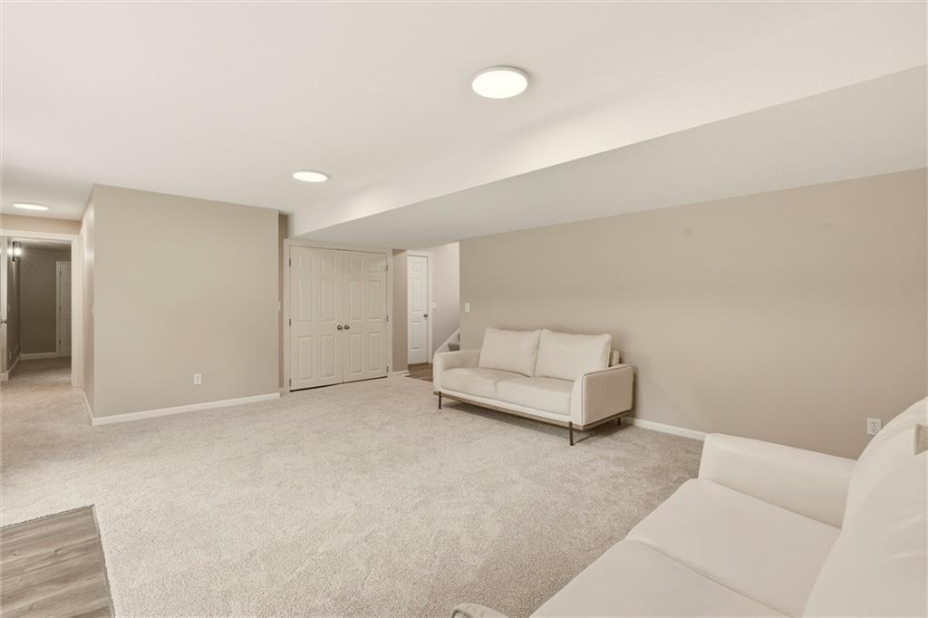 2116 Bradford Place Property Photo 23