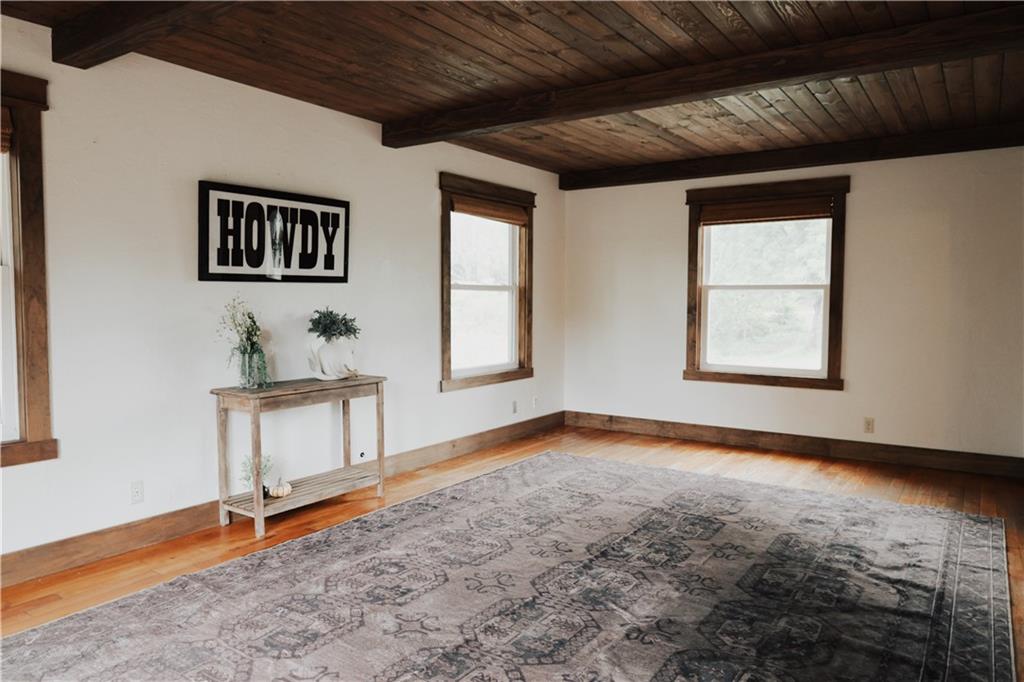 9845 Evening Star Road Property Photo 7
