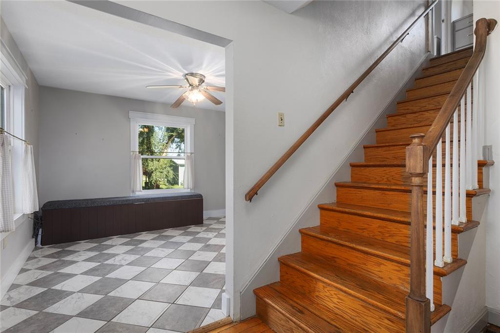 9845 Evening Star Road Property Photo 8