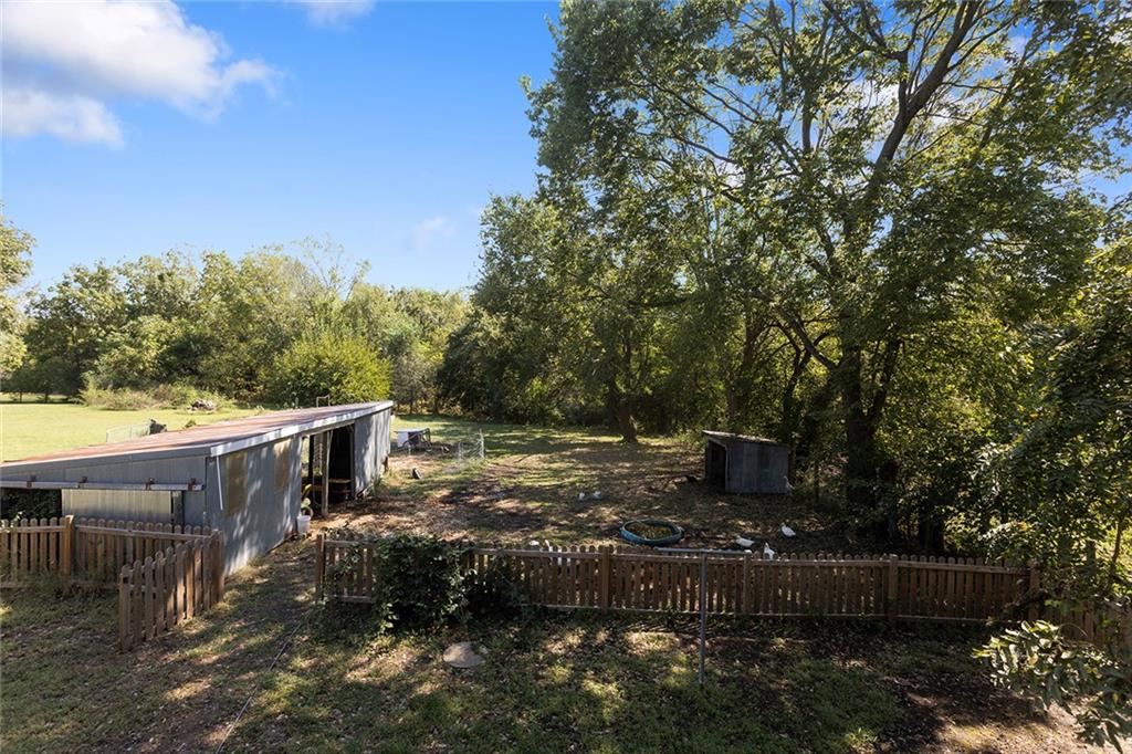 9845 Evening Star Road Property Photo 32