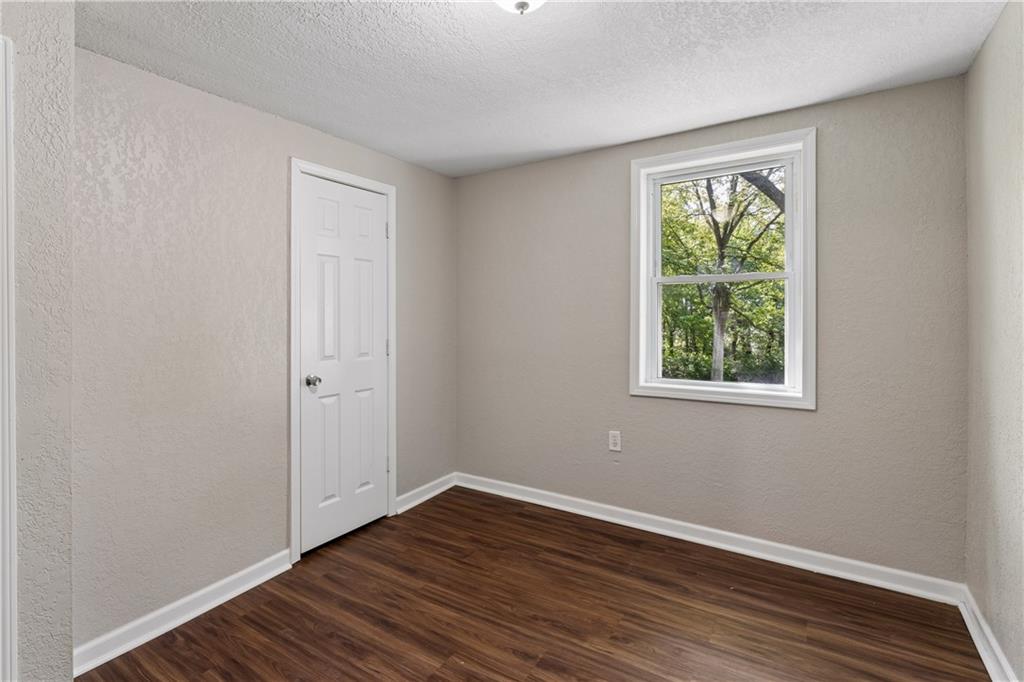 5304 Maywood Avenue Property Photo 19