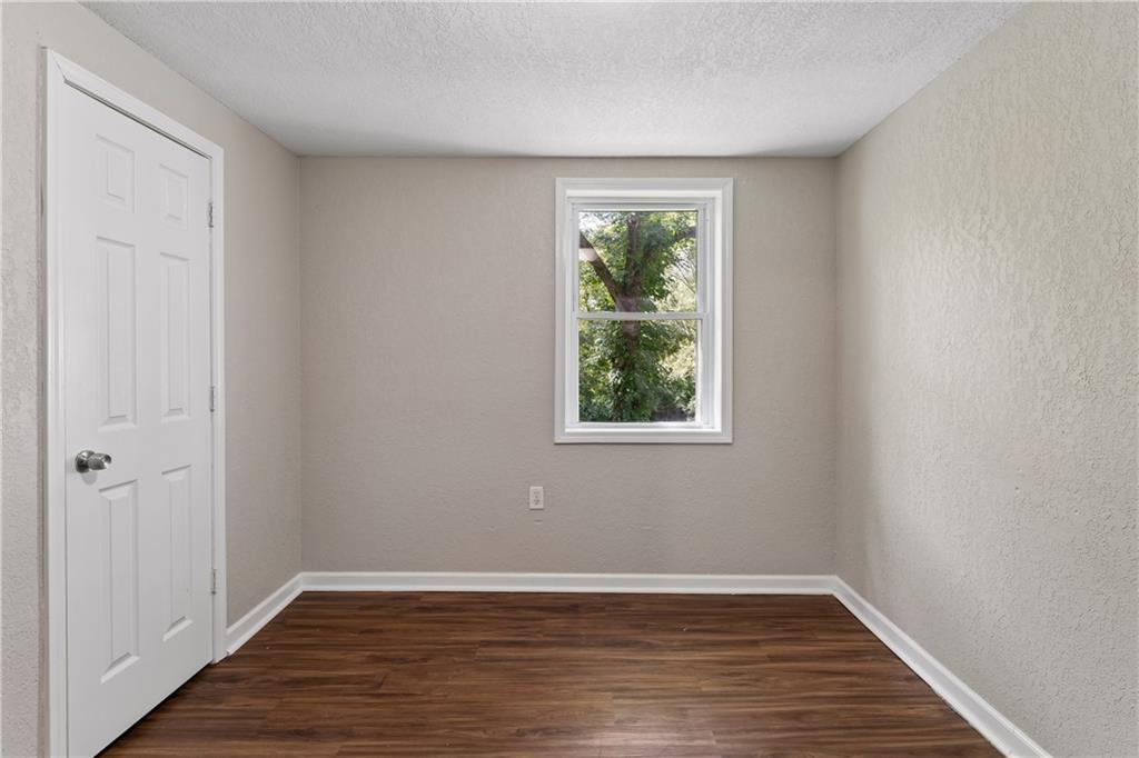 5304 Maywood Avenue Property Photo 21
