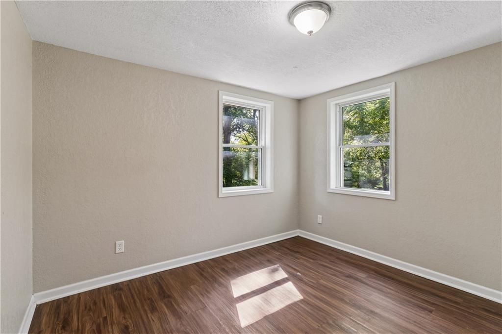 5304 Maywood Avenue Property Photo 23
