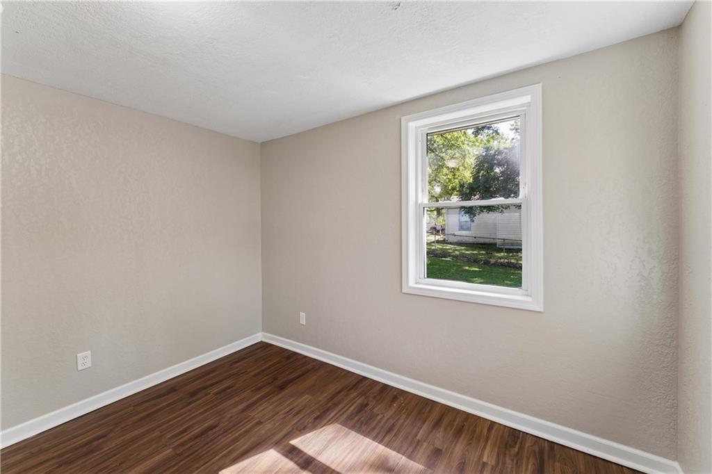 5304 Maywood Avenue Property Photo 25