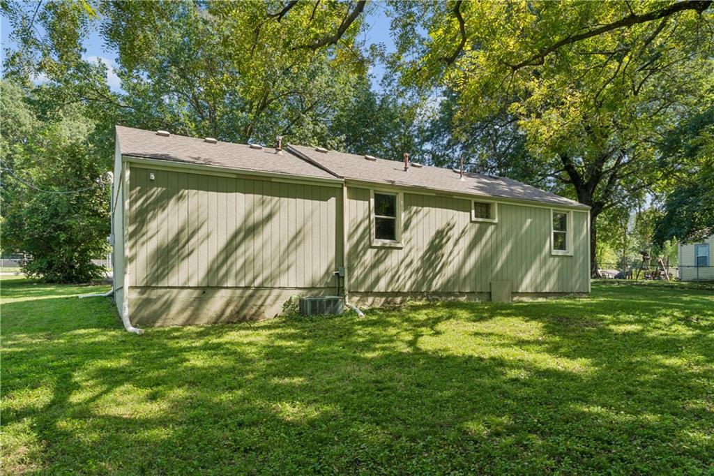 5304 Maywood Avenue Property Photo 30