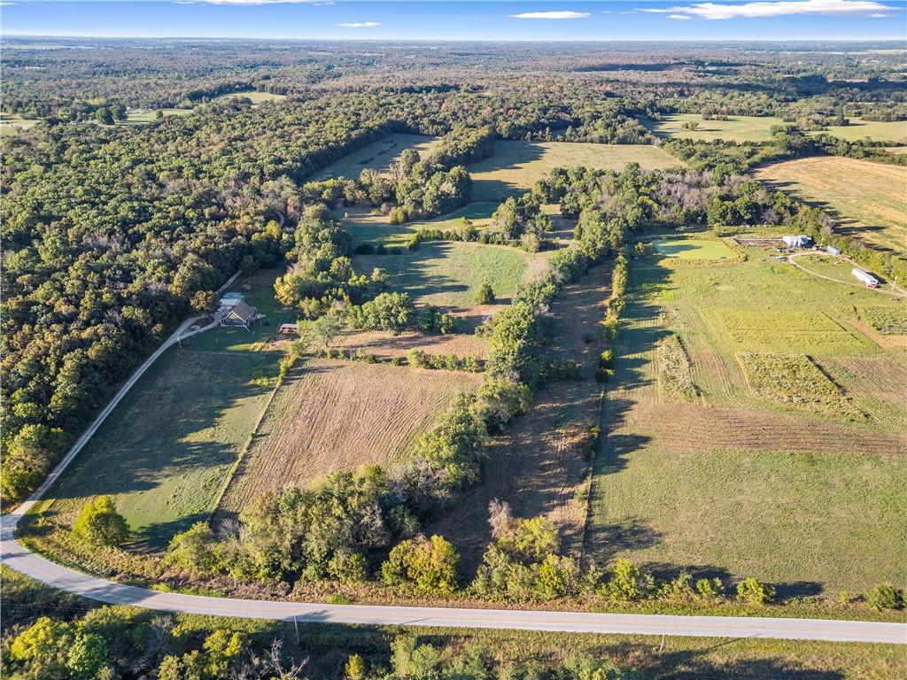 27785 E E Highway Property Photo 10