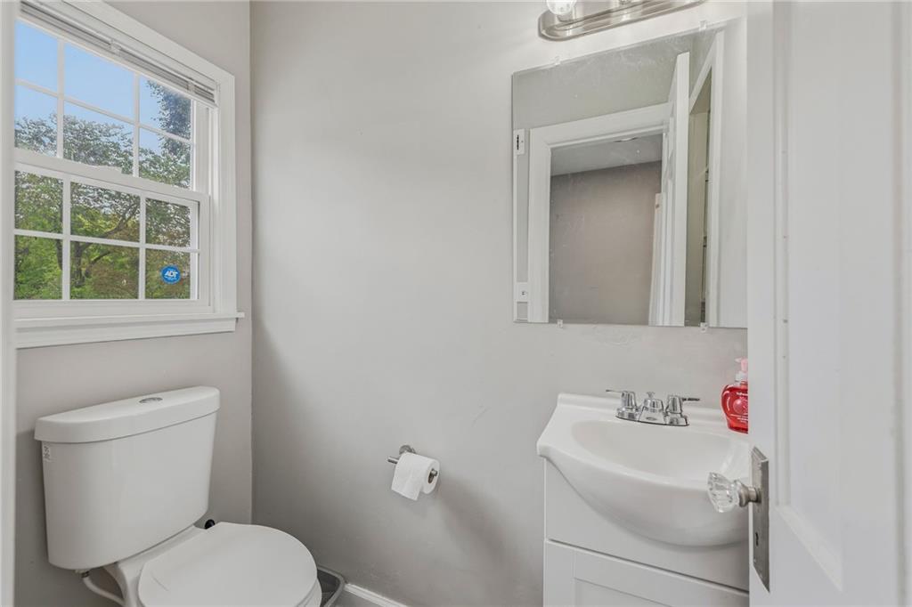 908 E Pearl Street Property Photo 20