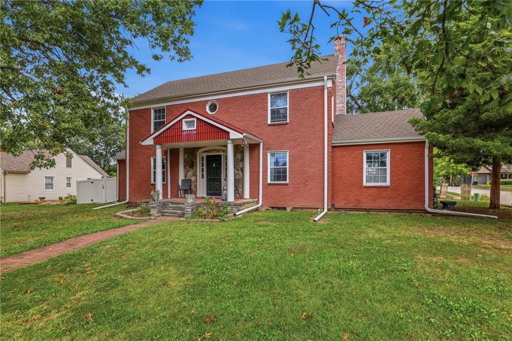 908 E Pearl Street Property Photo 45