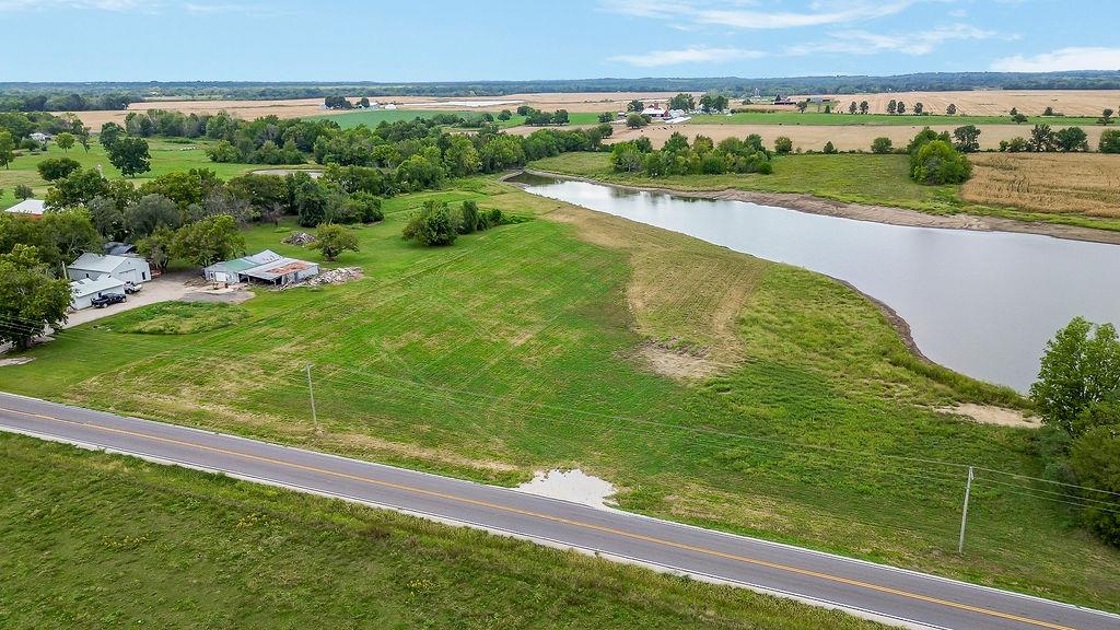 E State Rt 2 Highway Property Photo 5