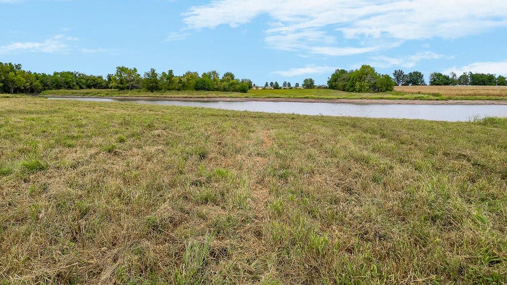 E State Rt 2 Highway Property Photo 14