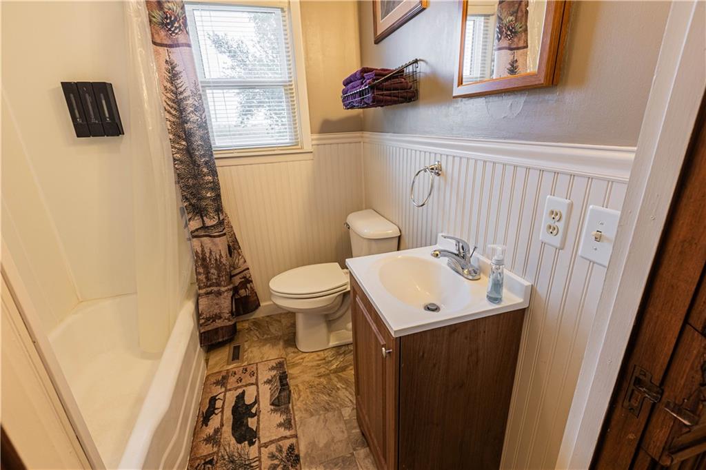 411 West Main Street Property Photo 49