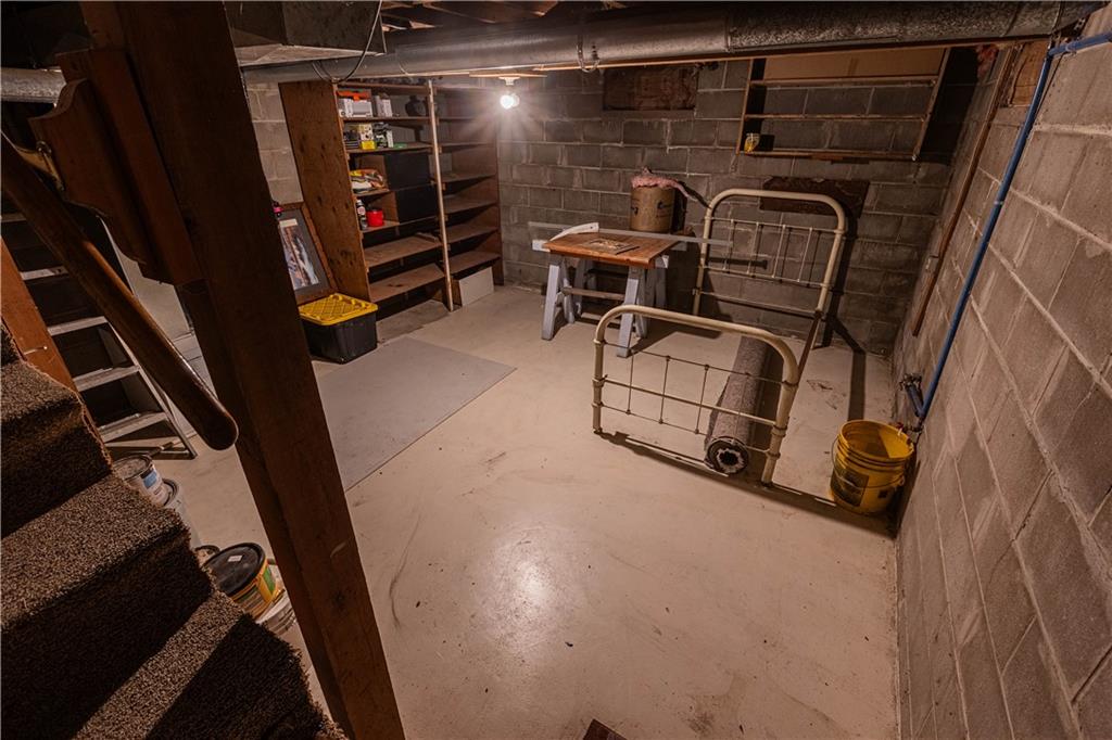 411 West Main Street Property Photo 54