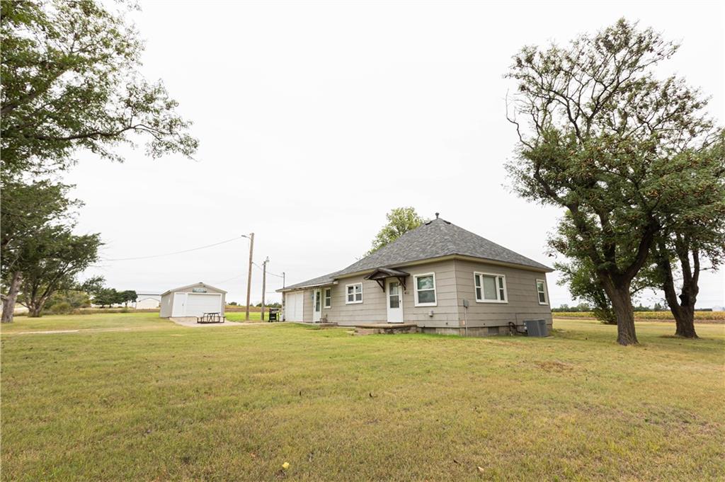 411 West Main Street Property Photo 66