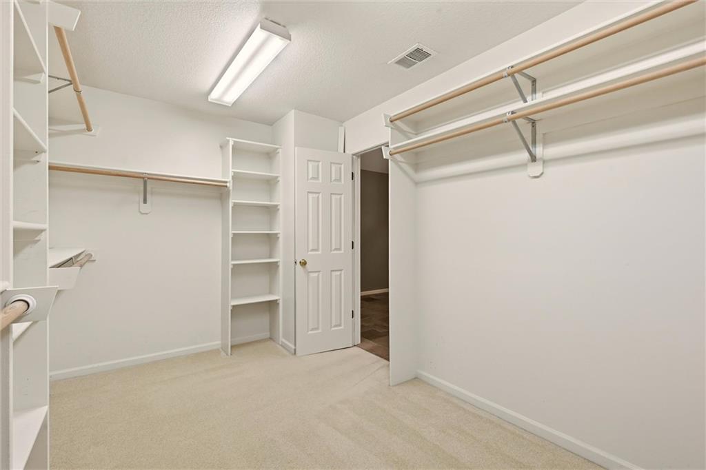 5601 Ne Misty Meadow Place Property Photo 28