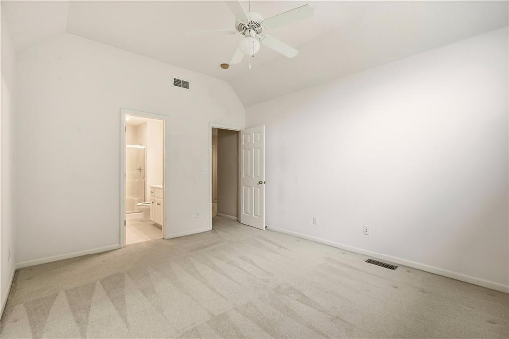 5601 Ne Misty Meadow Place Property Photo 38