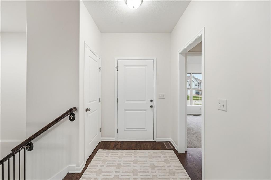 22104 Crystal Avenue Property Photo 4